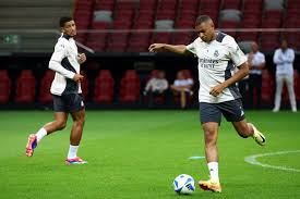 击和三分投 击和三分投